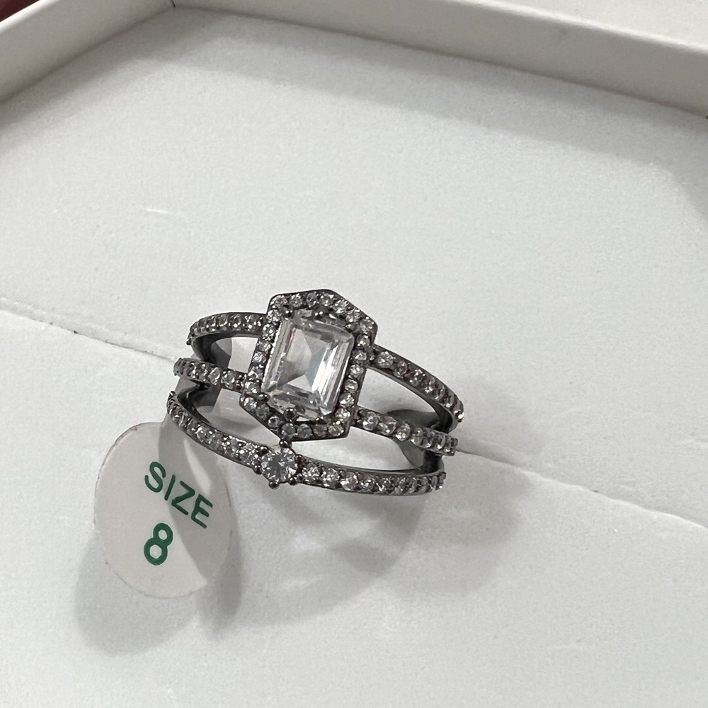 NWT Diamond Cubic Zirconia Hematite Plated Ring (8)